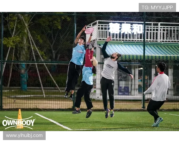 杭州飞盘队在世界街舞大赛中的团队协作表现精彩纷呈引发热议